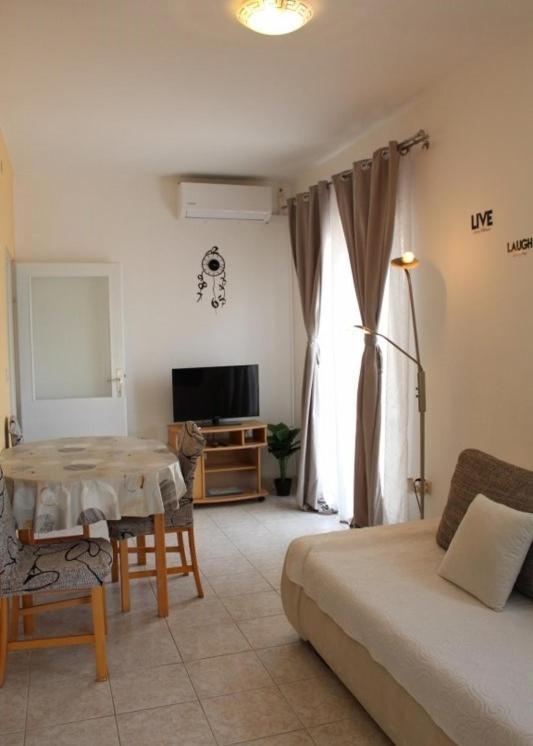 Apartment Nana Primošten المظهر الخارجي الصورة
